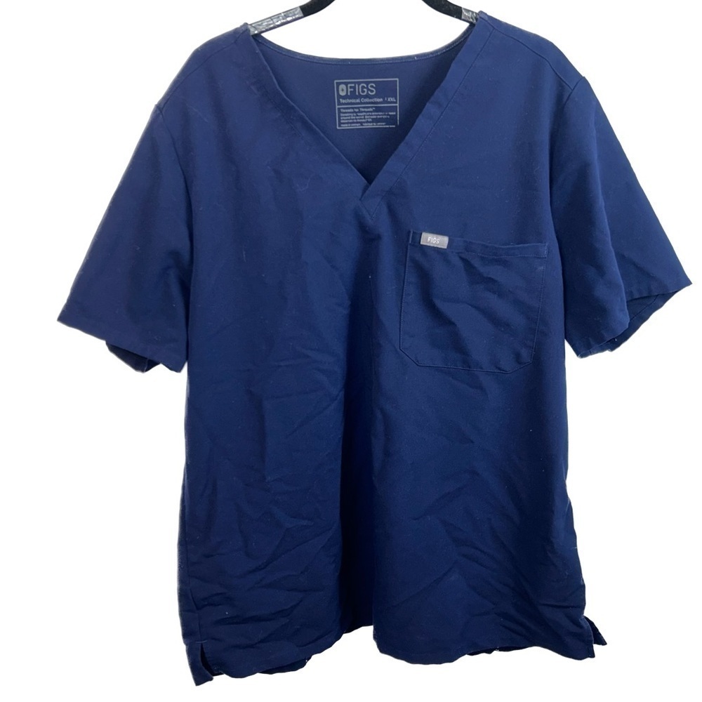 Figs Scrubs Top Technician Collection Catarina One Pocket Pullover V-Neck Top